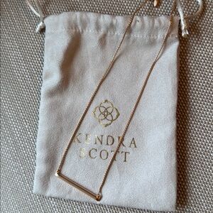 Kendra Scott rose gold necklace